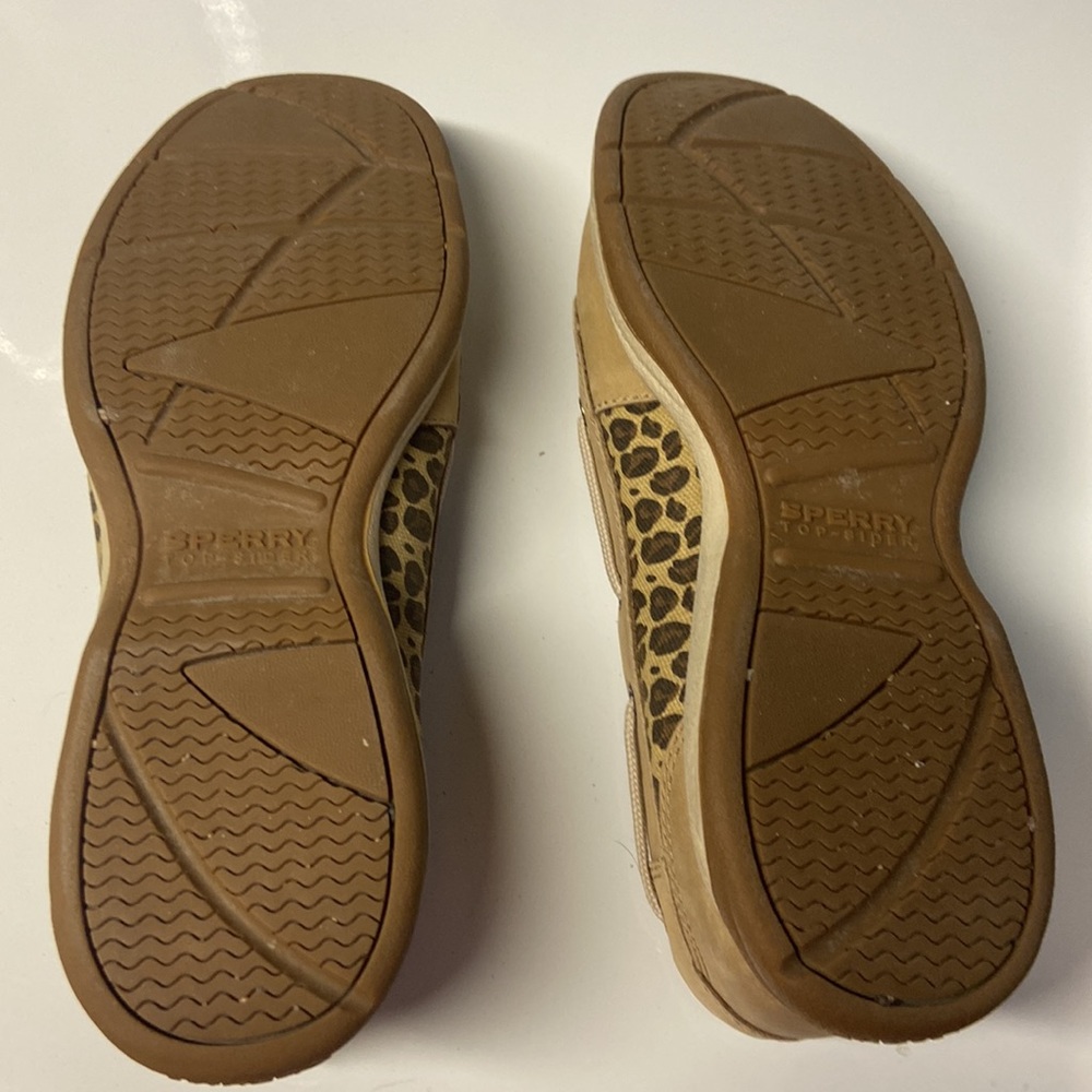 Sperry Size 9 - image 3
